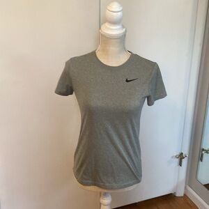 Nike Dri Fit Tee XS